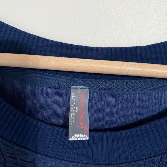 NWT Free People Movement Inspire Texture Tee in Atlantic | M - Picture 8 of 12